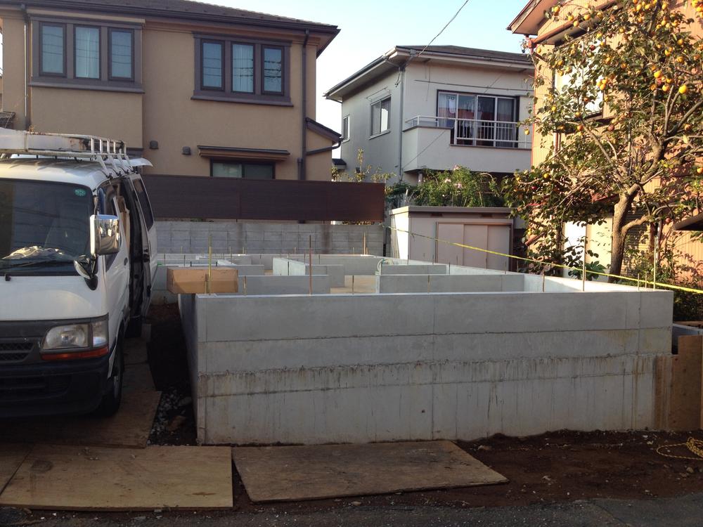 Local appearance photo. Local (11 May 2013) Shooting