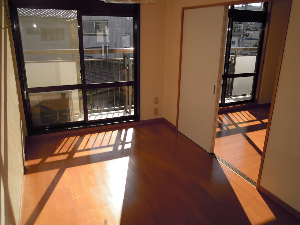 Living and room