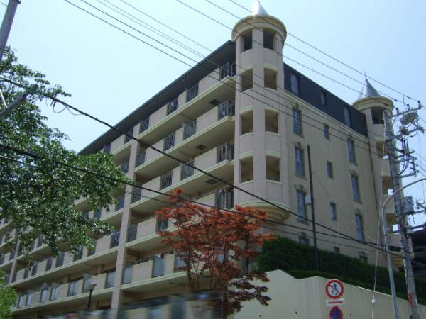 Local appearance photo. Building exterior Photo 2