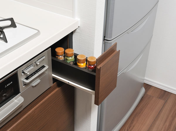 Kitchen.  [Spice rack] The stove aside, Installed is likely to spice rack cooking seasoning is easy to remove.