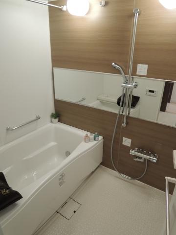 Bathroom. Bathroom Dryer ・ Add cooking function with bus