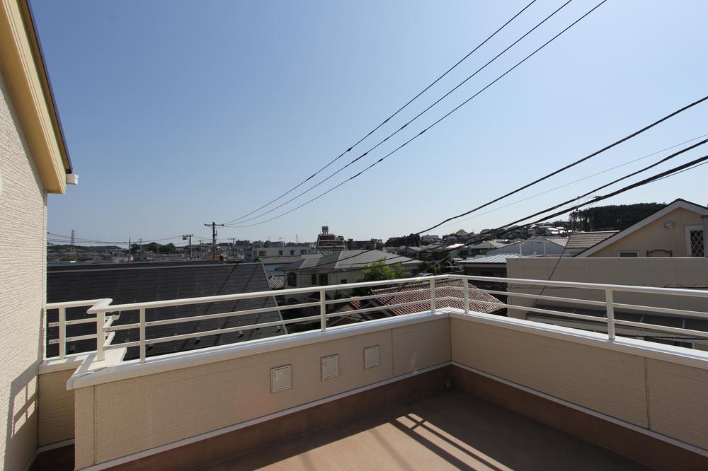Same specifications photos (Other introspection). Example of construction Sky balcony
