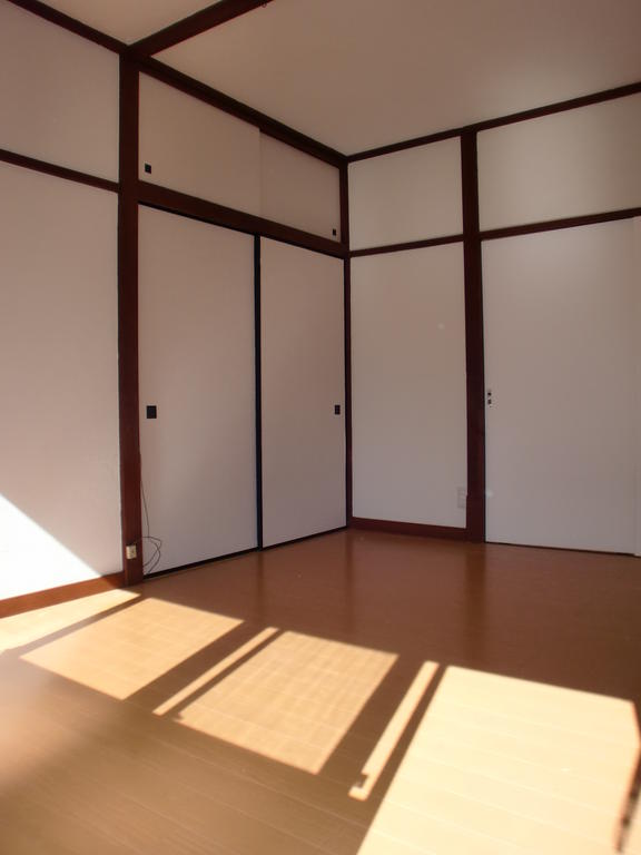 Other room space. Receipt