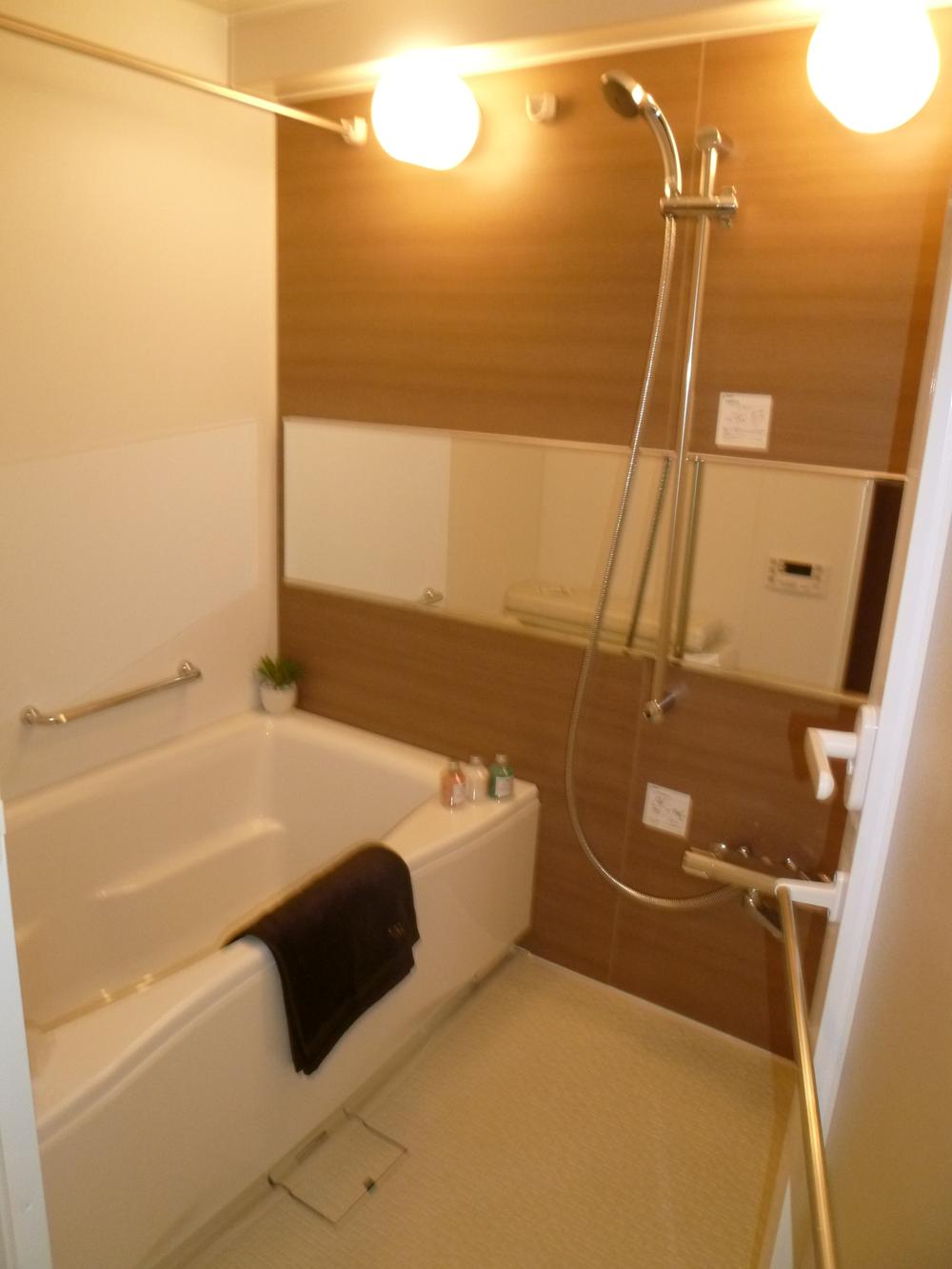 Bathroom. With add cook function ・ Bathroom with bathroom drying function