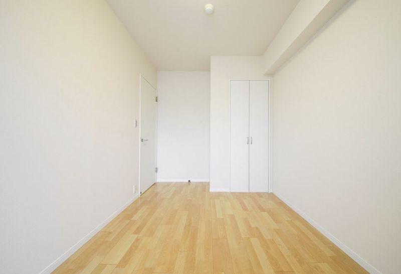 Non-living room. Western-style 5.5 Pledge is of living next to the room, Would you like to Hobby.