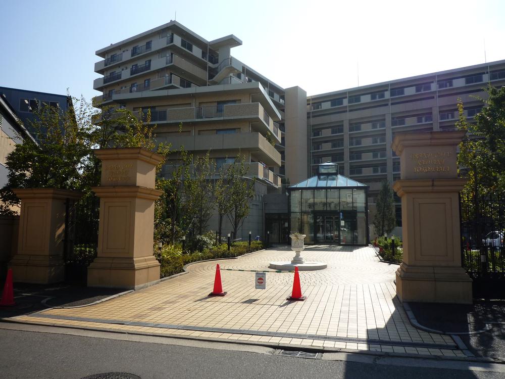 Local appearance photo. Dignified appearance