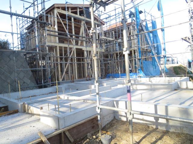 Local appearance photo. Local (12 May 2013) Shooting