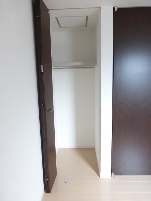 Receipt. Building 2 Indoor (October 3, 2013) Shooting