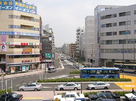 station. 1400m until JR Zhongshan Station