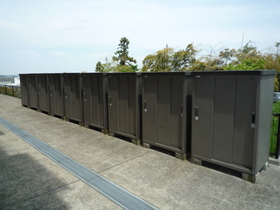 Other common areas. Private storeroom with property