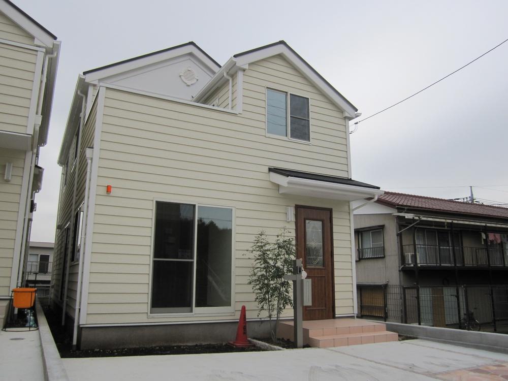 Local appearance photo