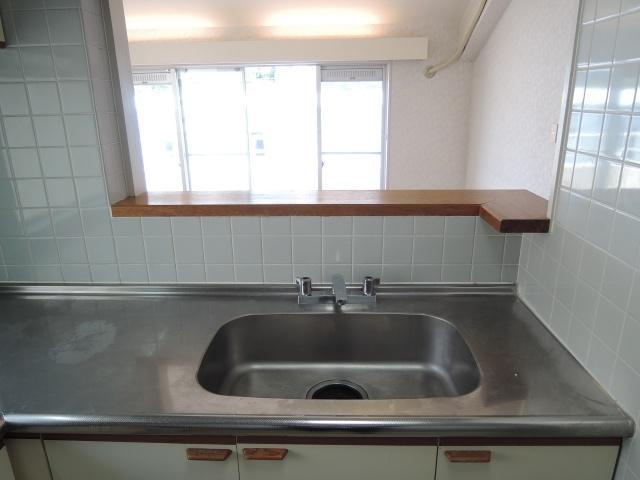 Kitchen. It overlooks the living from the kitchen