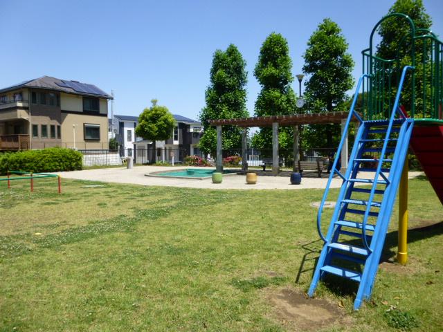 park. 150m to large above the second park