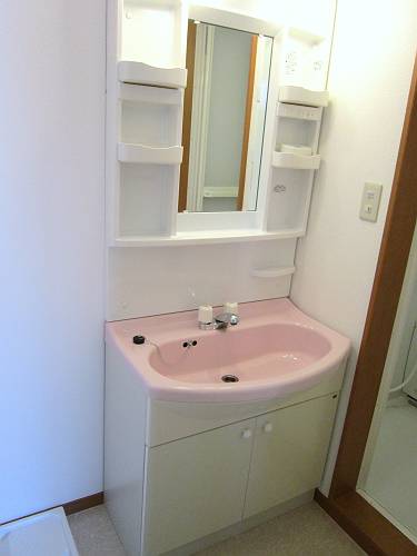 Washroom. New unused vanity ☆