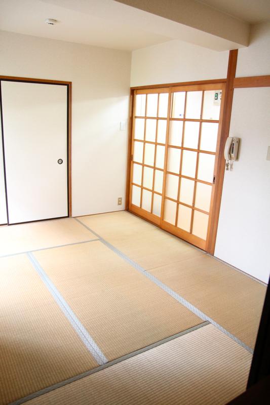 Living and room