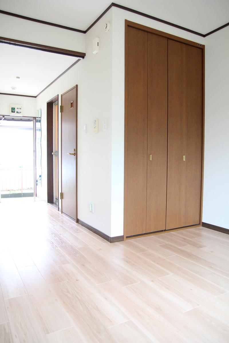 Living and room
