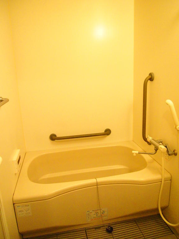 Living and room. Reheating specification Spread of bathtub