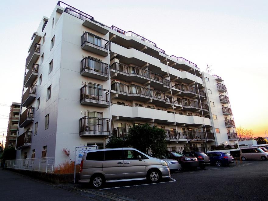 Local appearance photo. Local (11 May 2013) Shooting