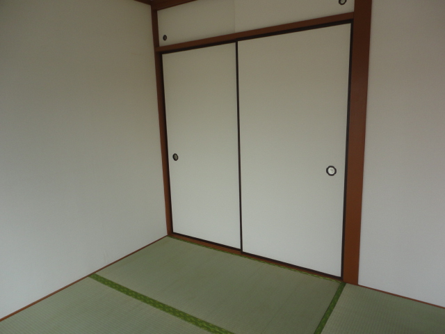 Living and room. Japanese-style storage