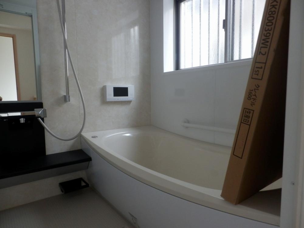 Same specifications photo (bathroom). The bathrooms are digital terrestrial LCD TV with a. You can soak slowly stretched out foot! (The company specification example photo bathroom)