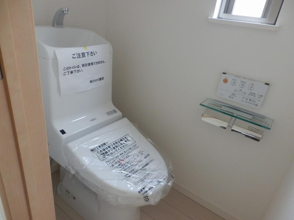 Same specifications photos (Other introspection). Toilets are two places, With Washlet (company specification example photo toilet)
