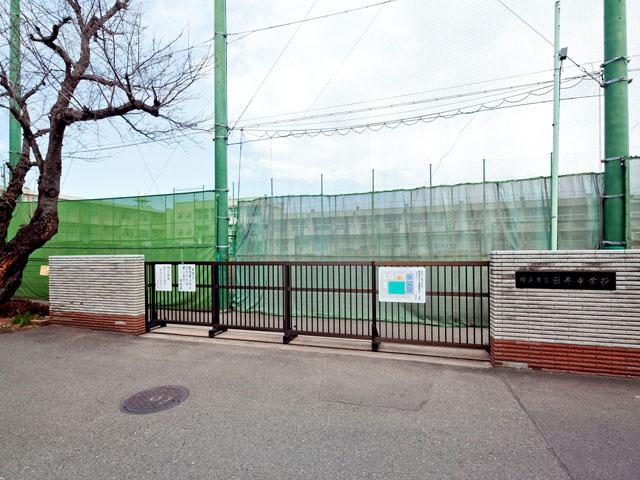 Junior high school. Tana 2700m until junior high school