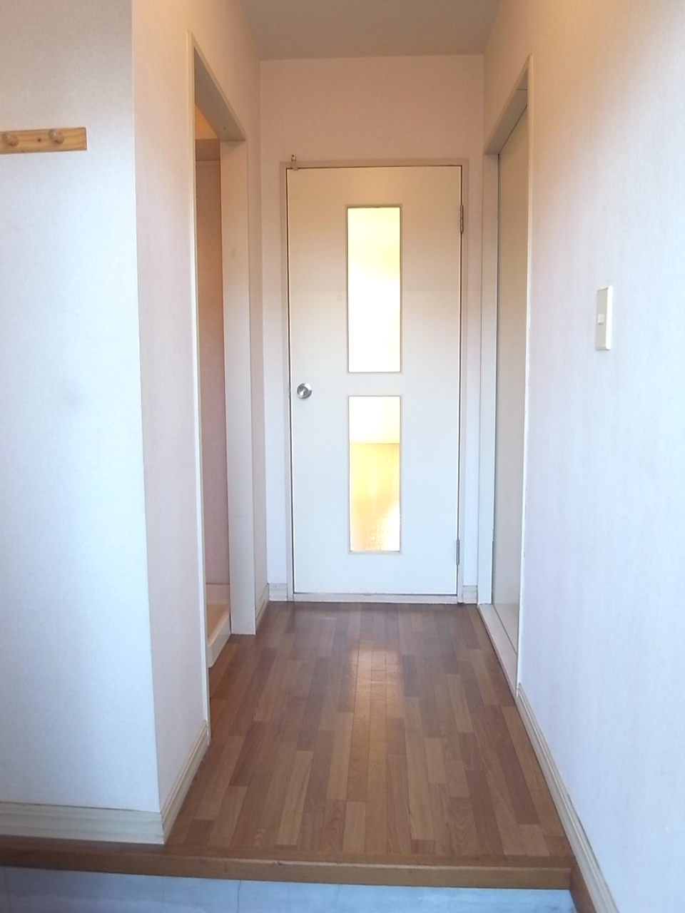 Other room space. Corridor