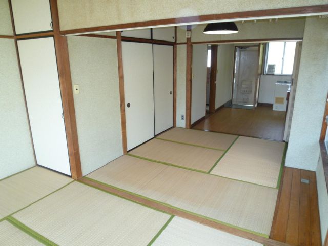 Living and room