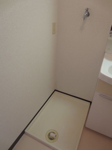 Other Equipment. Laundry Area.