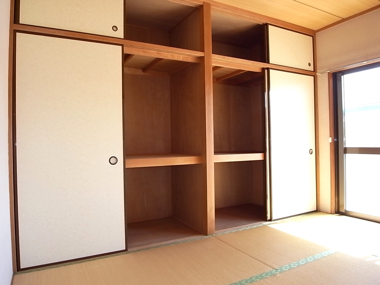 Receipt. Japanese-style closet (between 2)