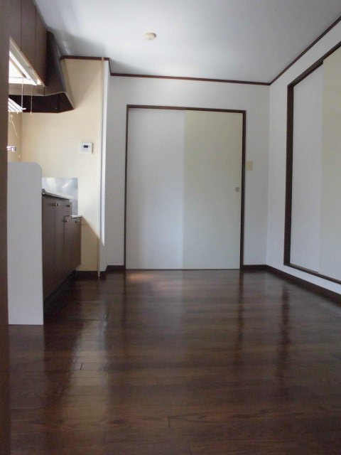 Living and room. Spacious dining kitchen