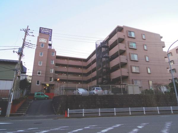 Local appearance photo. Local (10 May 2013) Shooting