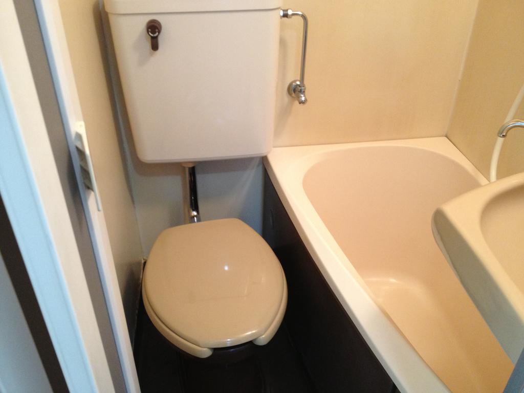 Bath. bus ・ toilet