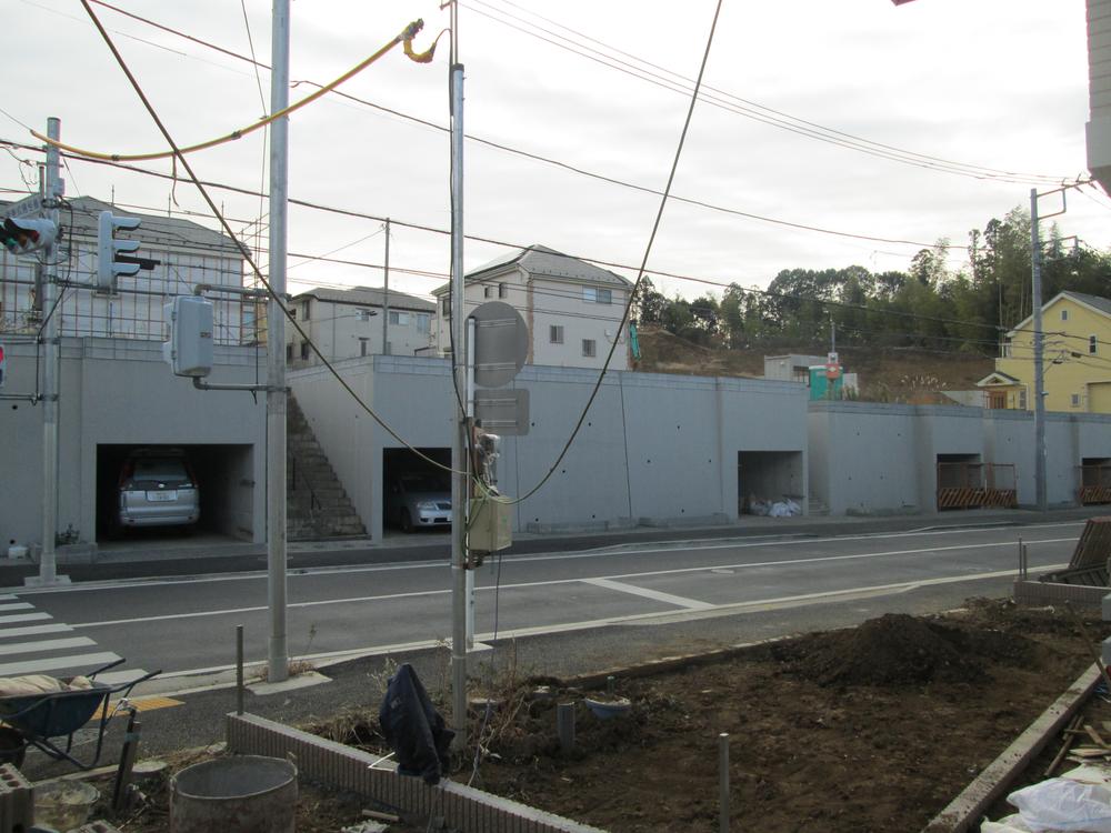 Local photos, including front road. Local (12 May 2013) Shooting