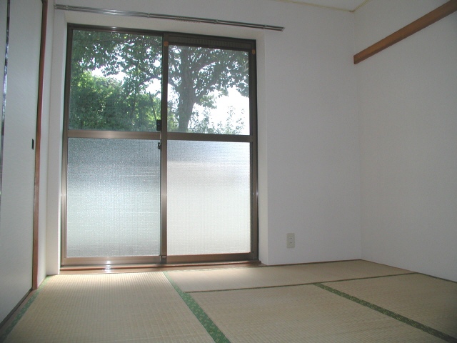 Living and room. Japanese-style room 6 quires