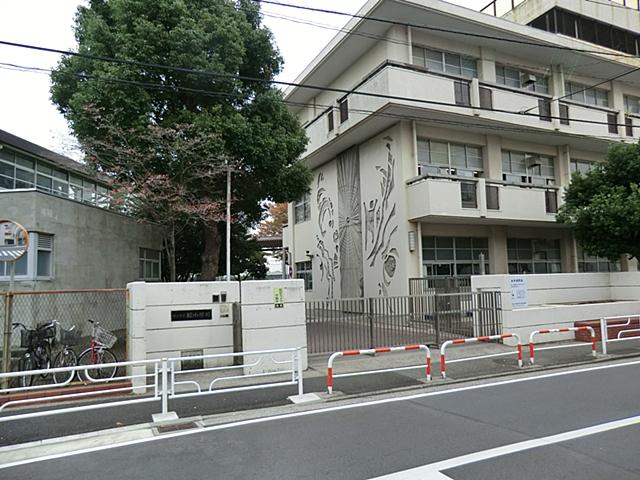 Primary school. 1427m to Yokohama City Tatsumidori Elementary School