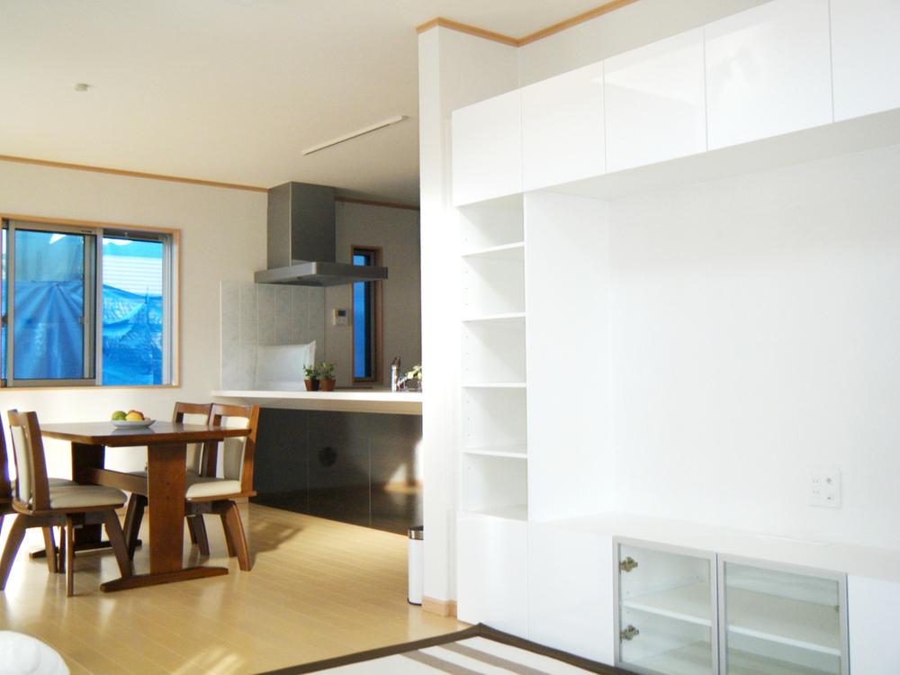 Same specifications photos (living). Same specifications