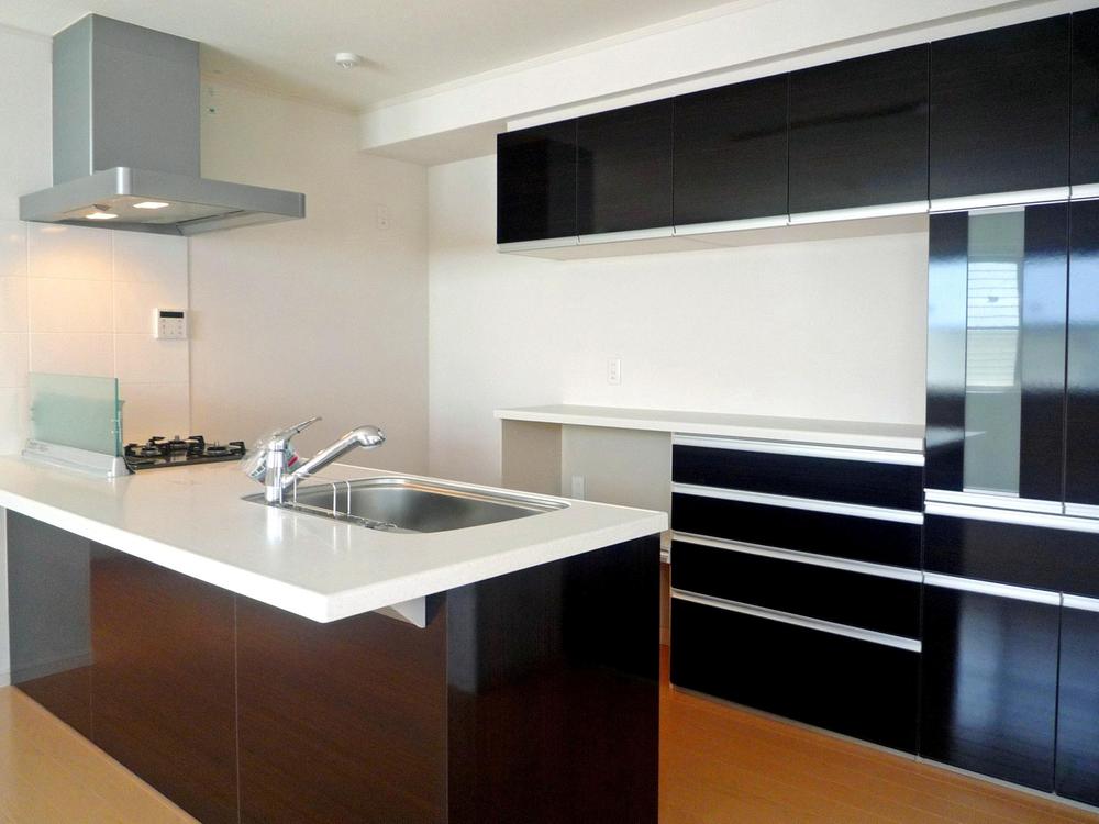 Same specifications photo (kitchen). Same specifications