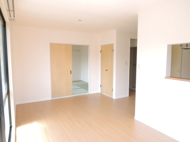 Living and room