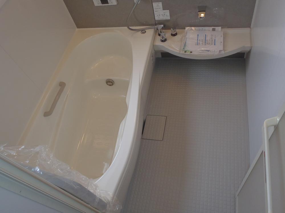 Bathroom. Indoor (July 2013) Shooting