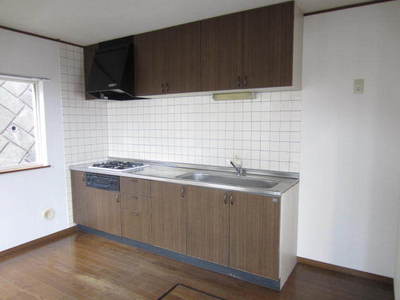 Kitchen. System Kitchen (3 burners gas stove) spacious DK6.0 Pledge
