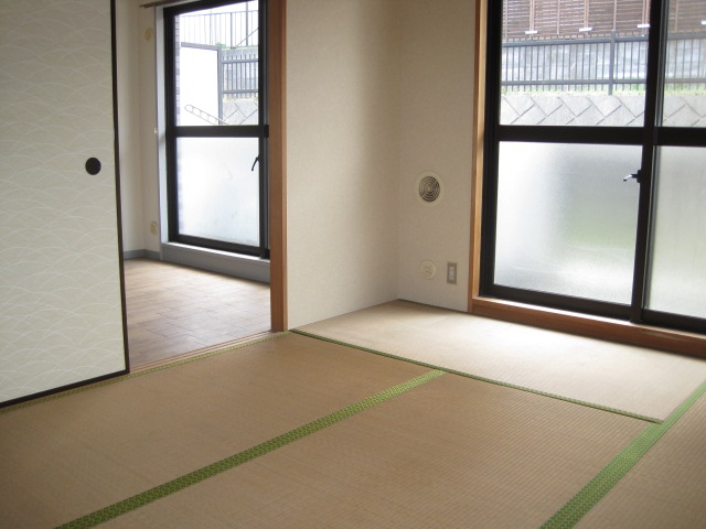 Living and room. Western-style from the Japanese-style room