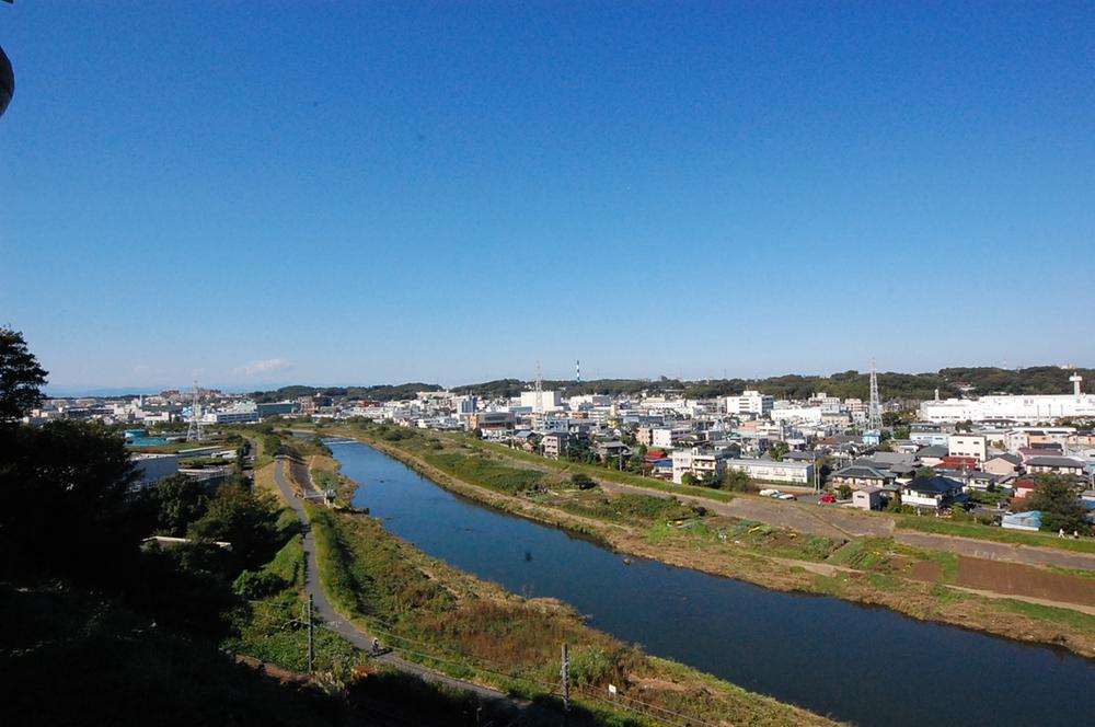View photos from the dwelling unit. Near the river came carrying a new fortune from Kawakami, It is said to us by passing a feel stagnant. 