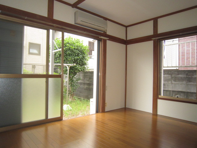Living and room
