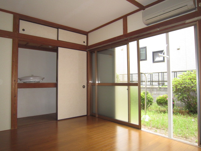 Living and room