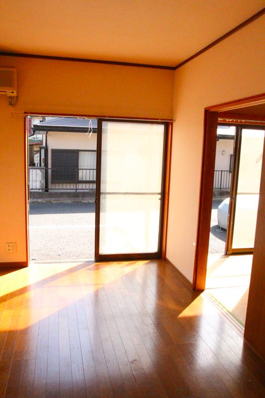 Living and room