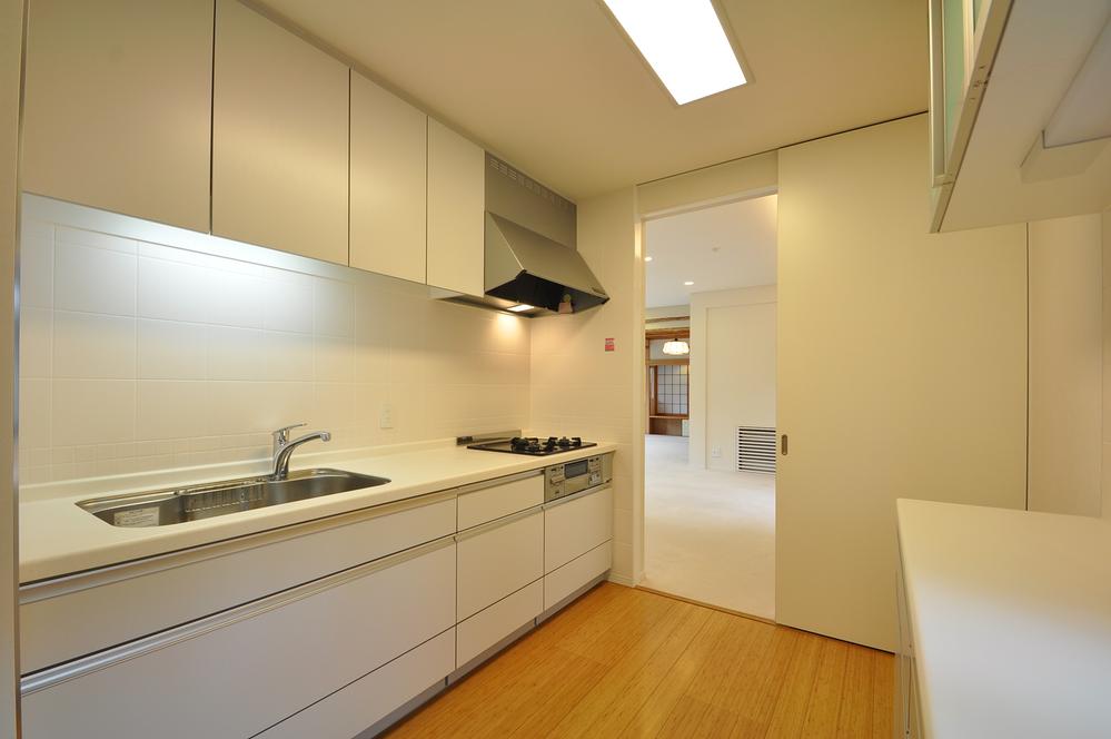 Kitchen. Indoor (July 2013) Shooting