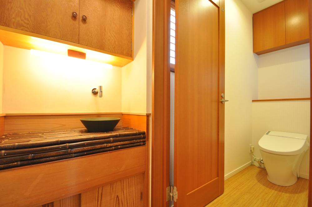 Toilet. Indoor (July 2013) Shooting