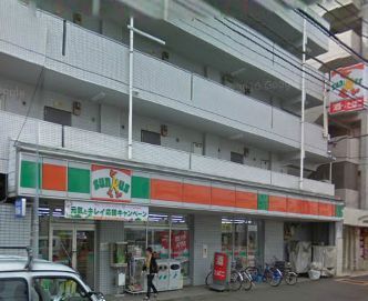 Convenience store. 1230m until Thanksgiving (convenience store)