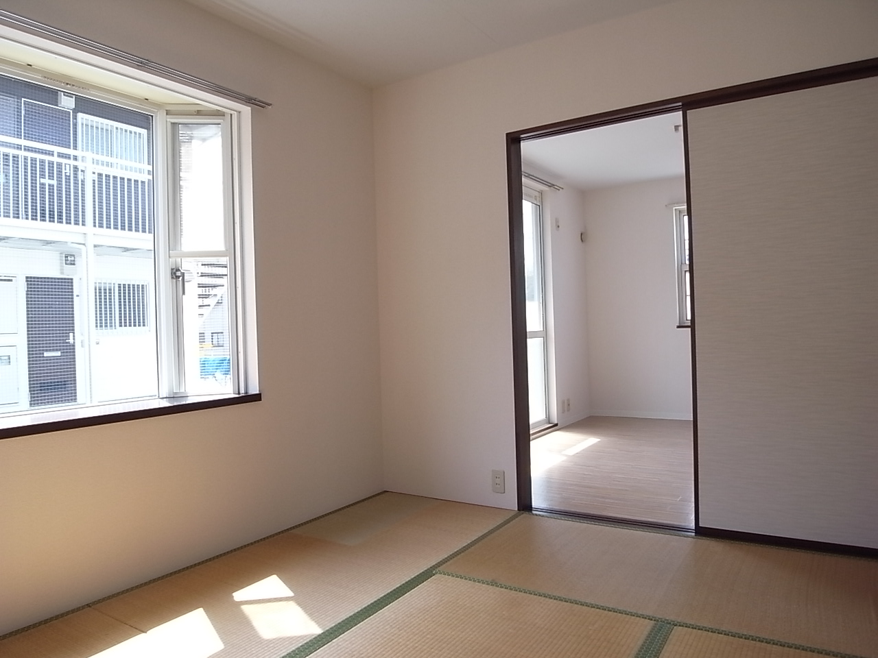 Living and room. Japanese-style room ・ Western style room